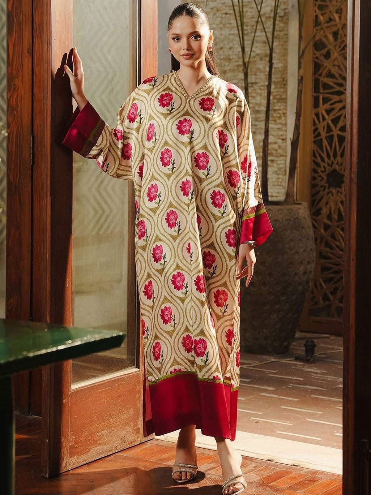 LUXURY SILK PRINTED 3PC D04