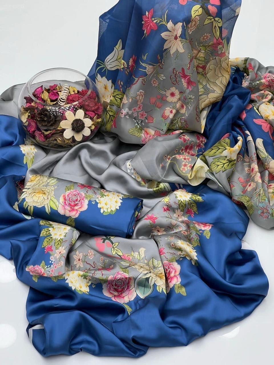 LUXURY SILK PRINTED 3PC D23