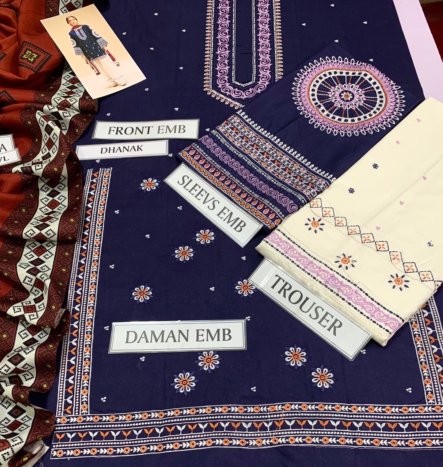 JAZMIN DHANAK LUXURY EMBROIDERED 3PC D01