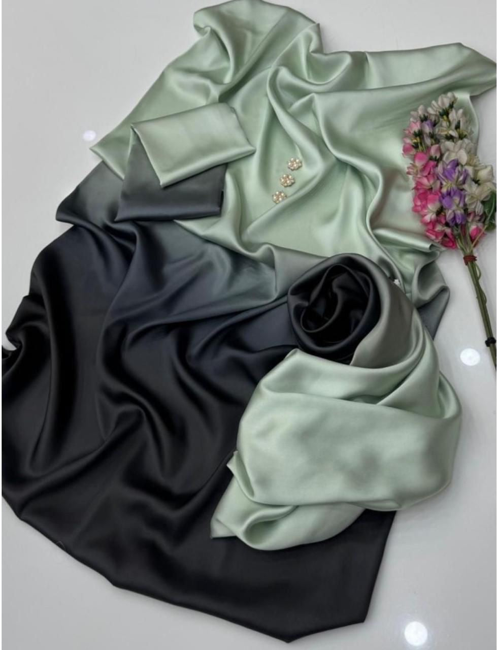 LUXURY SILK PRINTED 3PC D06