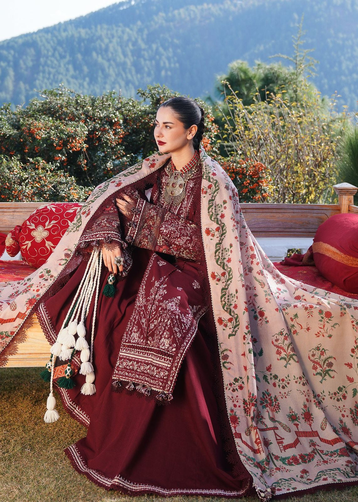 HUSSAIN REHAN LUXURY EMBROIDERED WINTER 3PC D2003