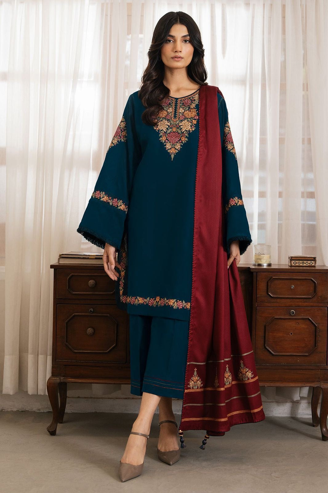 JAZMIN LUXURY EMBROIDERED DHANAK 3PC WINTER DRESS